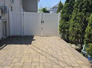 16 Graves St #2, Staten Island, NY 10314