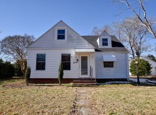 11 Roberts Ct W, Portsmouth, VA 23701