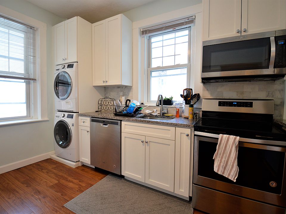 1st image of 5 Spofford Rd APT 11