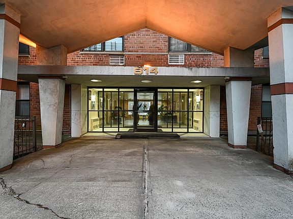 2nd image of 814 B Unit 1E Tilden Street #1 E