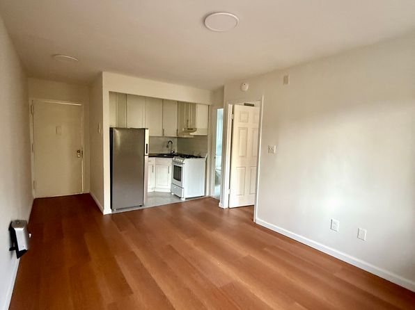 10121 Martense Ave APT 2F