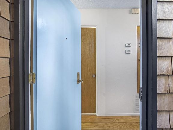 2nd image of 55 Hancock St #1
