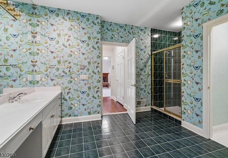 8 Morgan Ct — Photo 14