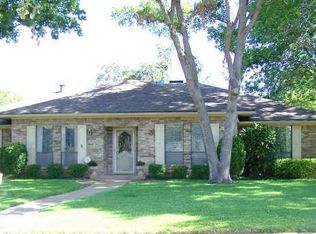 1322 Thunderbrook Cir, Desoto, TX 75115