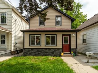 15 Adelaide St, Grimsby, ON