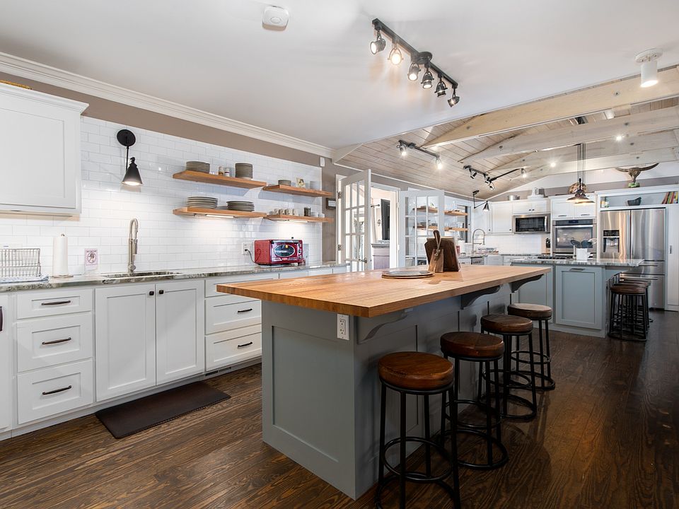 16th image of this home