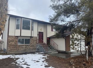1610 Crestwood Dr, Elko, NV 89801