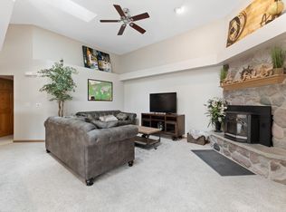 N162W20293 Butternut Ln, Jackson, WI 53037