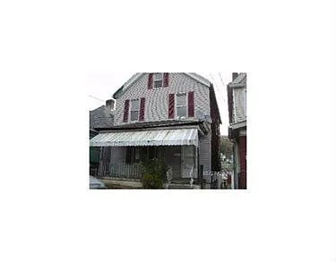 823 Vermont Ave photo 1