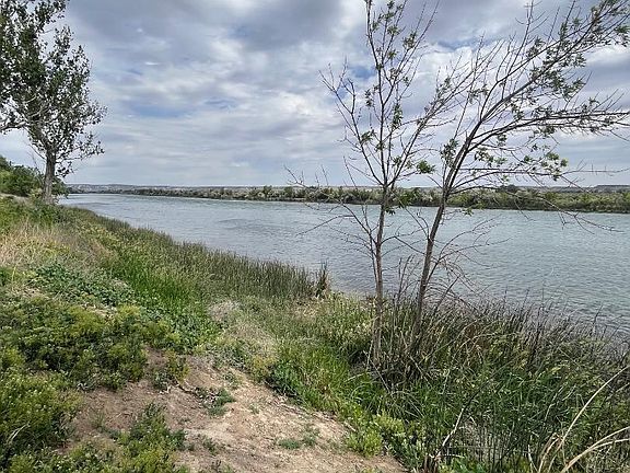 5th image of 25798 River Rd