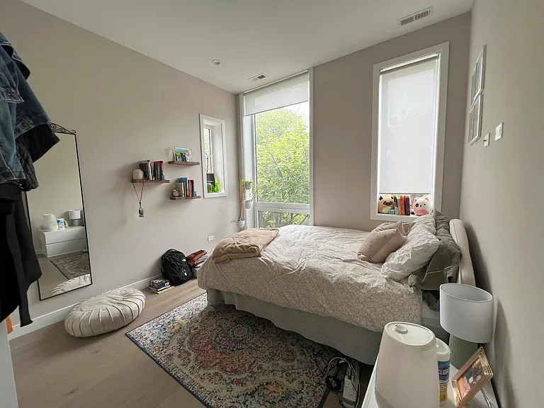 3757 N Sheffield Ave #2010 — Photo 9