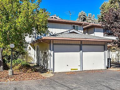 2nd image of 262 Ventura Ave