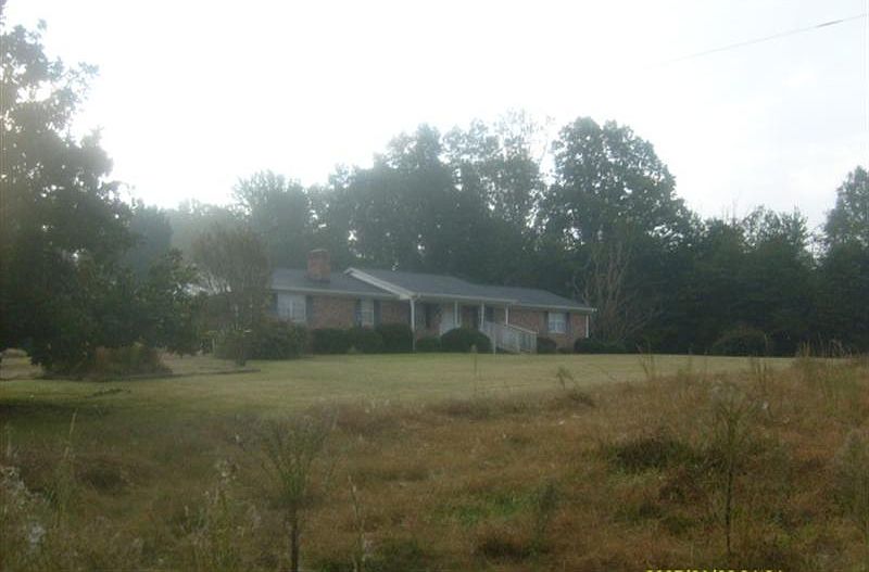 2nd image of 763 Perkinson Rd