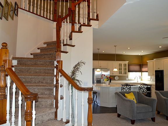 3rd image of 6510 Beaver Creek Ln