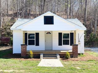 2602 Collettsville Rd, Lenoir, NC 28645