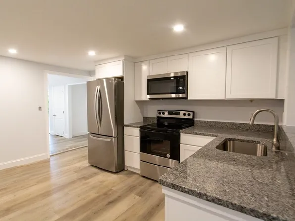 127 Cape Cod Ave, Plymouth, MA 02360