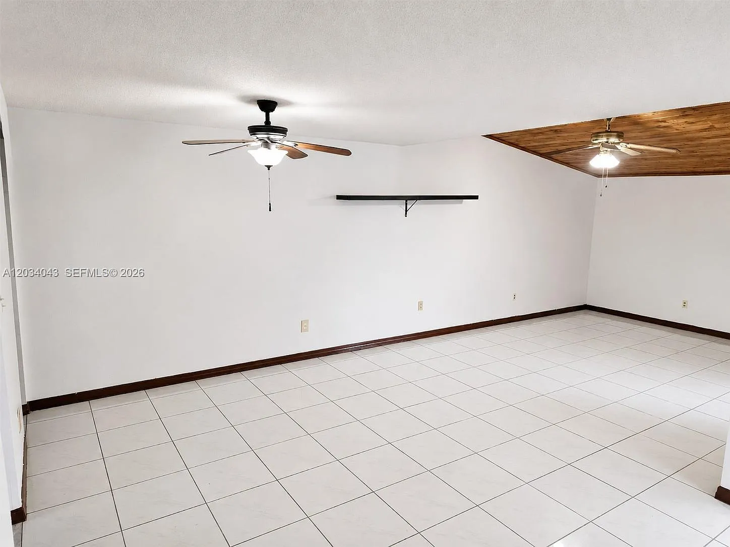 Snapper Creek Townhouses — Photo 2