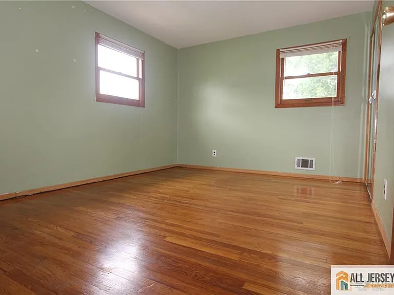 39 Stony Rd — Photo 7