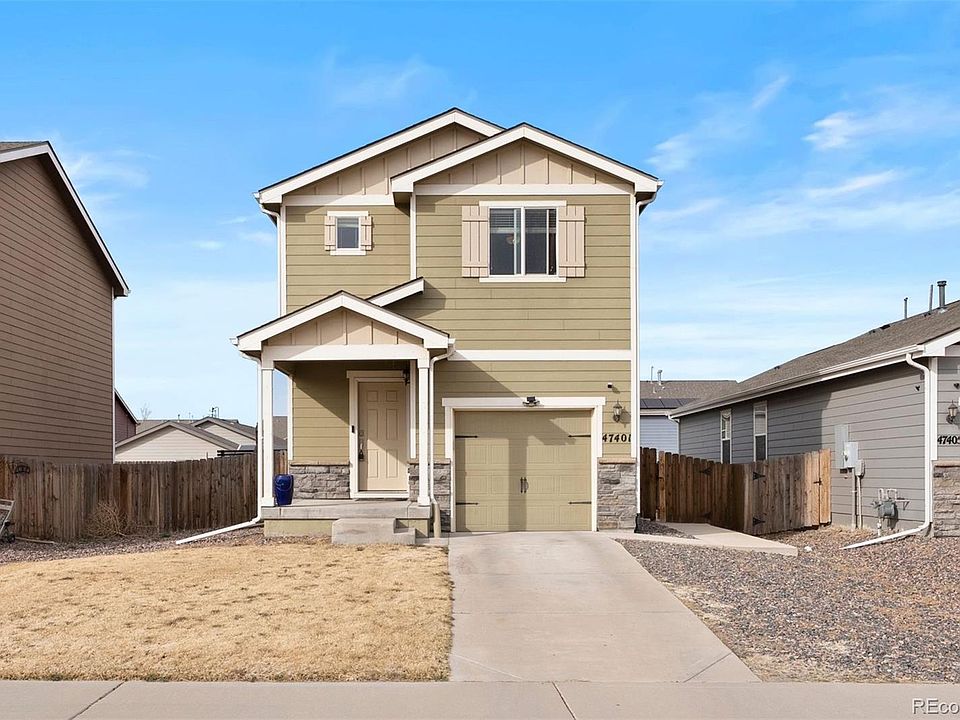 1st image of 47401 Lily Avenue