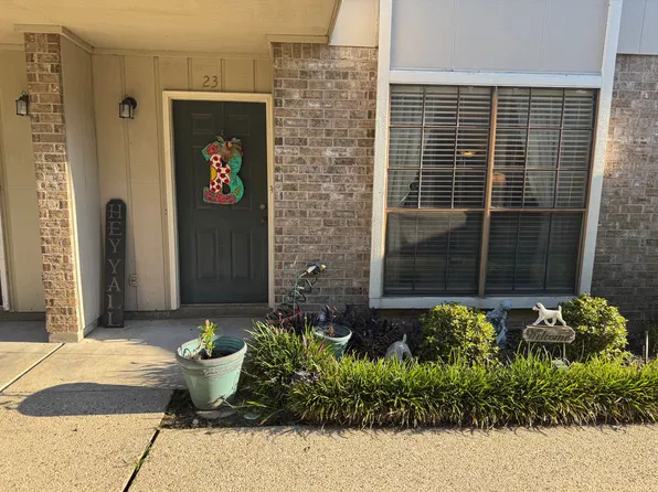 2245 King Arthur Blvd APT 23, Baton Rouge, LA 70816