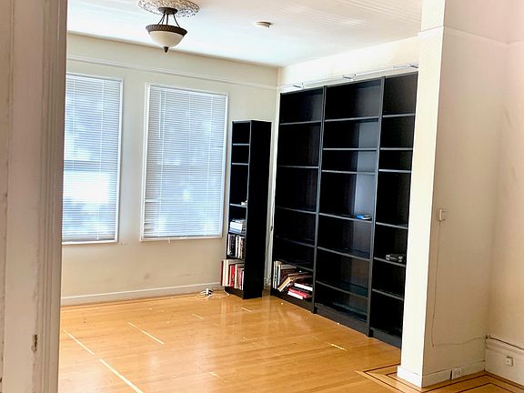 4th image of 3132 21st St
