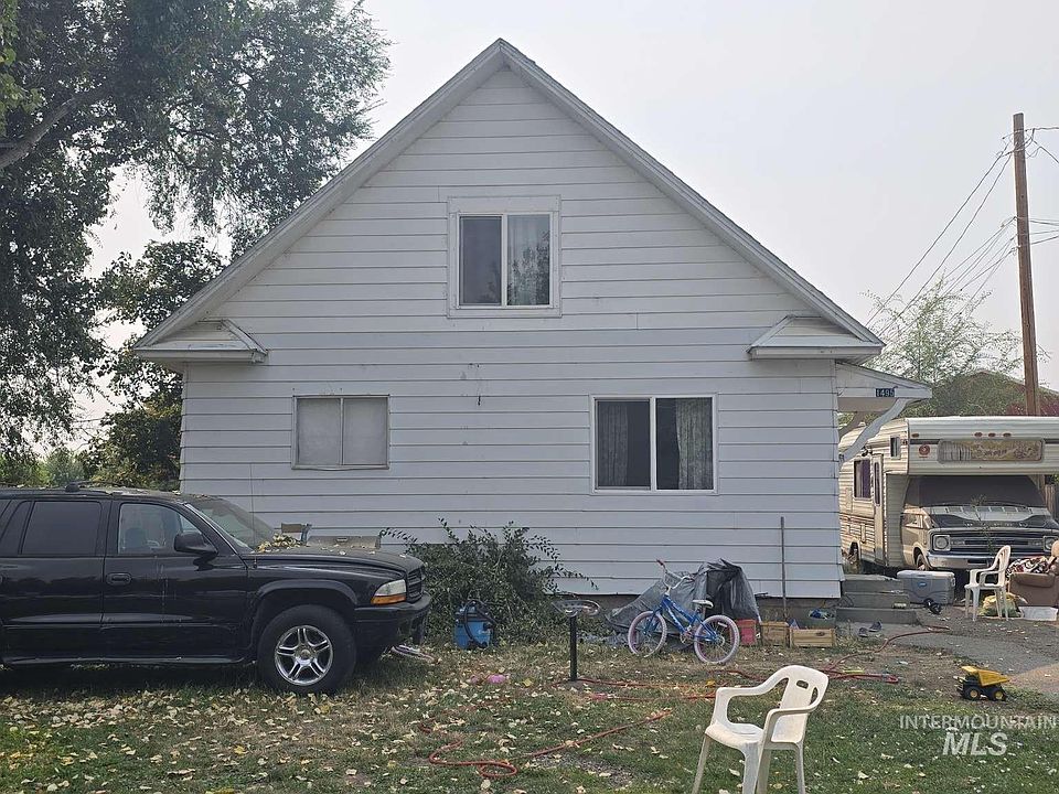 1st image of 1495 W 7th St