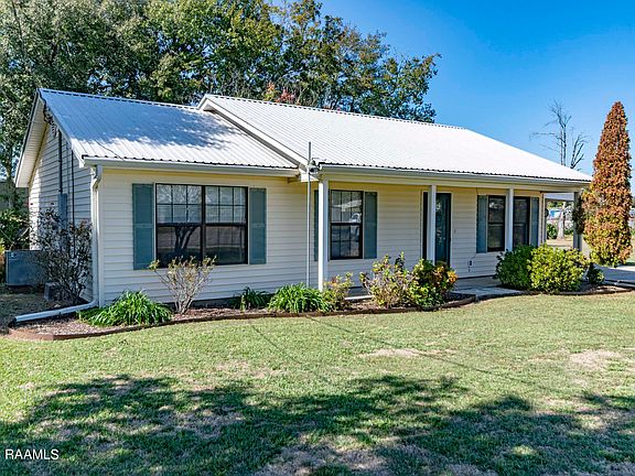 3rd image of 105 Equine Cir