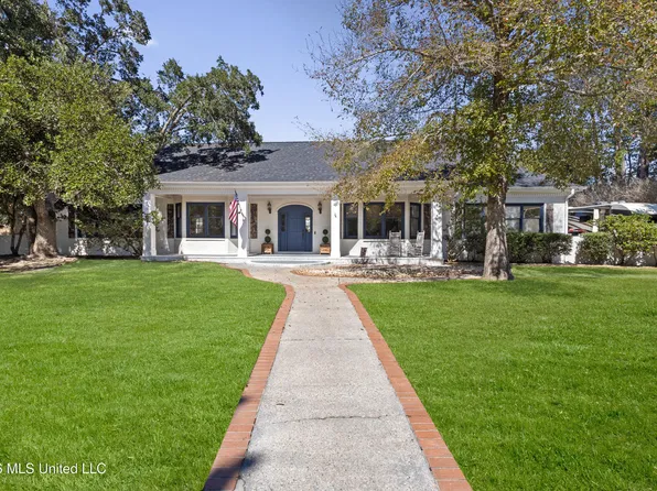 1009 Pino St, Long Beach, MS 39560