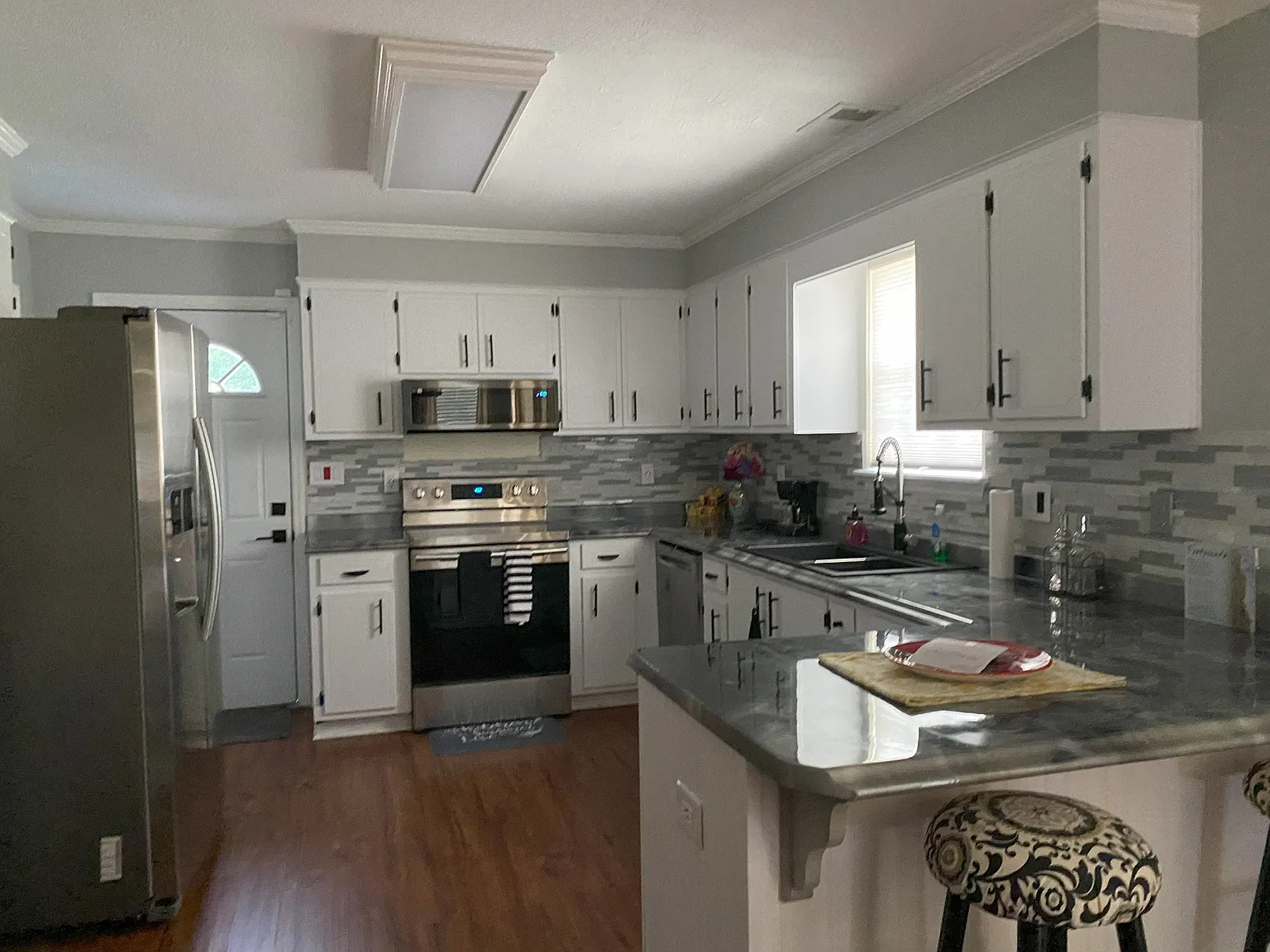 3 bed, 1458 sqft, $2,200 — Photo 3