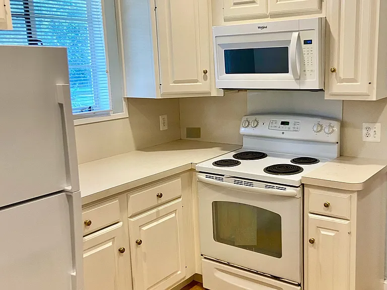6207 Maiden Ln — Photo 20