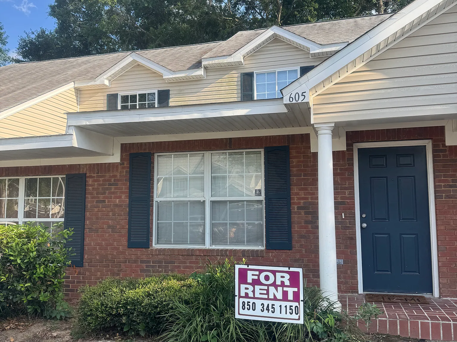 2738 W Tharpe St — Photo 1