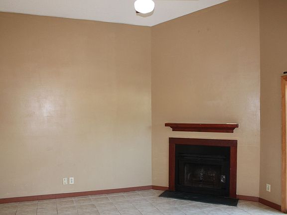 4th image of 342 Lee Dr