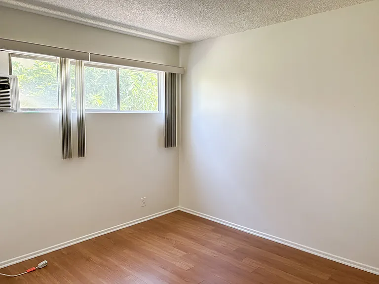 1616 S Chapel Ave #B — Photo 11