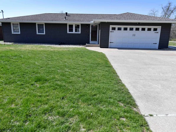 204 Northshore Dr, Morton, IL 61550