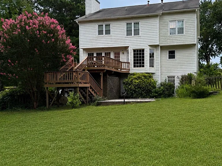 393 New Hope Rd — Photo 11