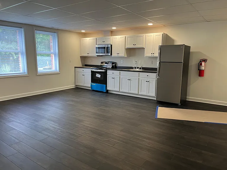 1200 W Old Liberty Rd #2R — Photo 3