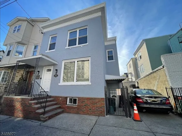 332 Lafayette St, Newark City, NJ 07105