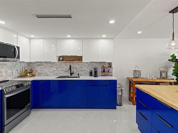 5th image of 5701 Collins Ave APT 1619