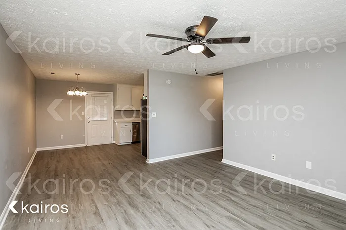 208 Deer Pkwy — Photo 5