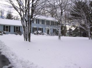8 Radcliff Dr, Succasunna, NJ