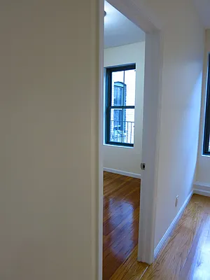 Rented by City & Suburban | media 21