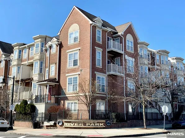 200 Dey St Unit 262, Harrison, NJ 07029