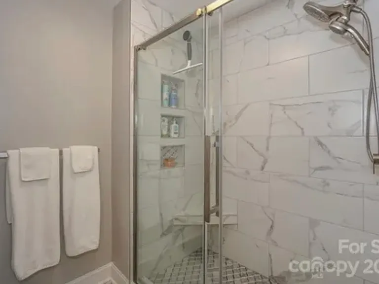 844 Southwest Dr — Photo 11