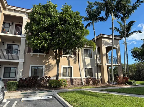 22901 SW 88th Pl Unit 205, Cutler Bay, FL 33190