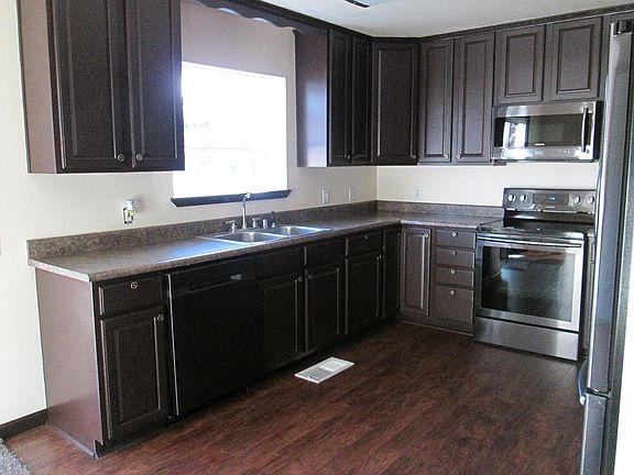 3rd image of 375 Branstetter Ln