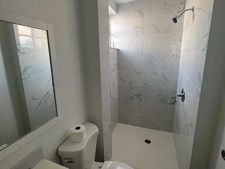 2645 SW 33rd Ave — Photo 8