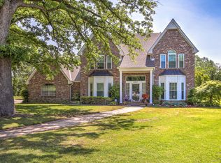 8417 S Willow Springs Ct W, Broken Arrow, OK 74011