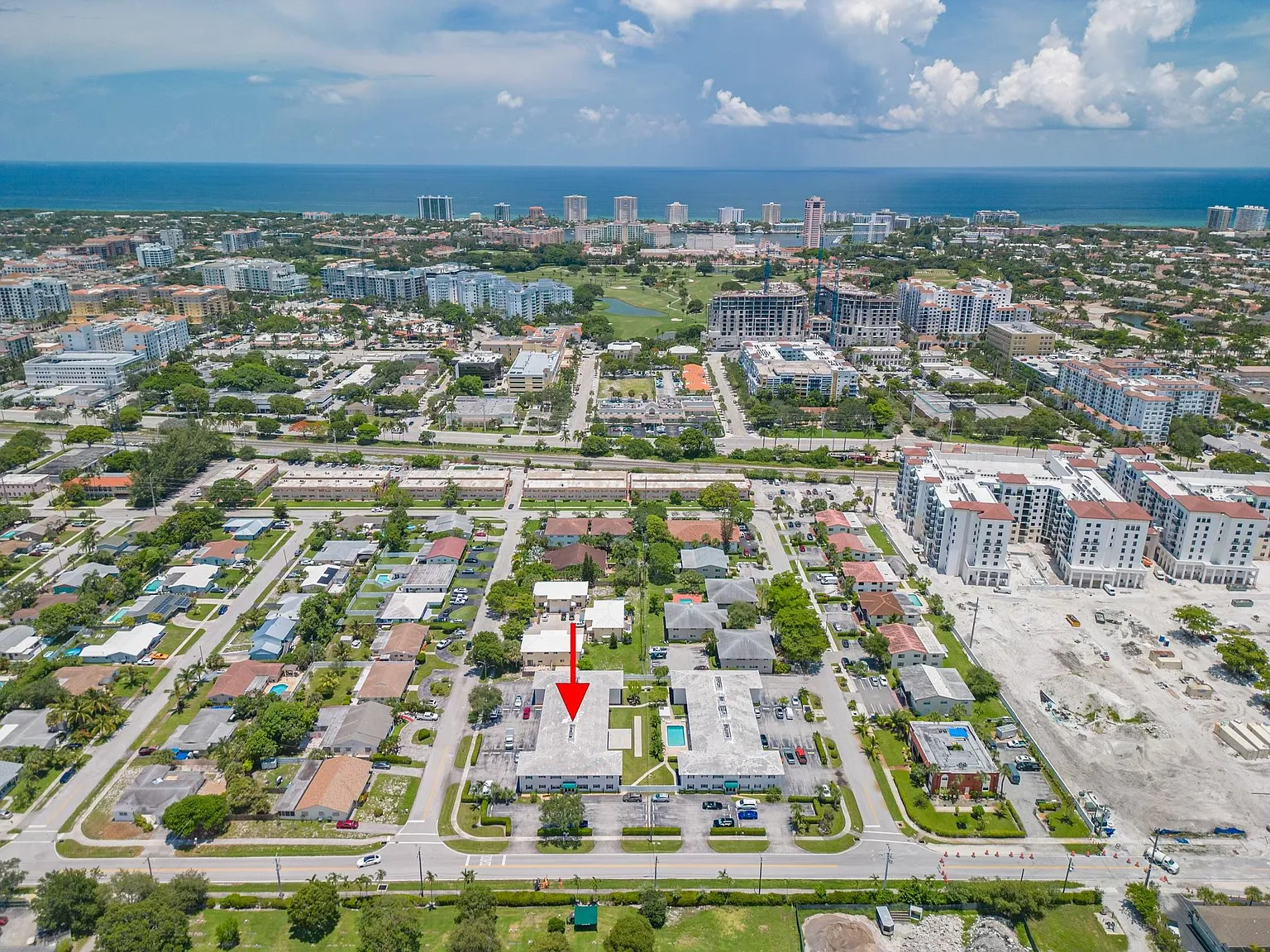 1 bed, 1.5 bath, 735 sqft, $1,950 — Photo 3