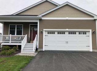 29 Blackstone Dr, Raymond, NH 03077