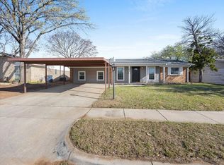 541 Mesquite Ave, Crowley, TX 76036